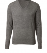 A versatile staple sweater destined to be your wear-everywhere go-to, Burberry Londons wool pullover counts as a new season must - V-neckline, long sleeves, fine ribbed trim - Slim fit - Channel preppy style and wear with a button-down, jeans and Chelsea boots