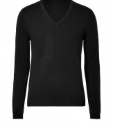 Everyday essential knitwear gets a cool modern redux in Closeds black cashmere pullover - V-neckline, long sleeves - Modern slim fit - Pair with everything from broken-in jeans to chic tailored trousers