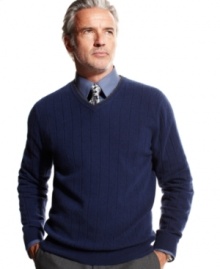 Paired with jeans or dress pants, this lightweight cashmere, v-neck sweater from Club Room is the perfect touch of luxury to any outfit.