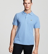 A true original, this short sleeve logo polo from Lacoste is a must-have timeless classic.