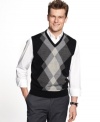 Sharpen up any style with this handsome argyle sweater-vest from Geoffrey Beene.