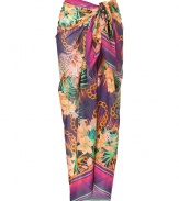 Top off your beach-bound style or city-ready looks with this chic printed sarong from Matthew Williamson Escape - Allover print with stripe trim, versatile easy to style length - Wear with a swimsuit for beach chic or pair with an elevated jeans-and-tee combo