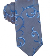 Climb your way up with this silk tie from Alfani.