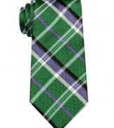 Be a little more rad in plaid. This Ben Sherman skinny tie adds a note of rakish prepster style to your suit.