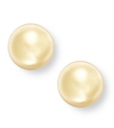 Simple polish. Classic ball stud earrings (10 mm) update any look. Crafted in 24k gold over sterling silver, by Giani Bernini. Approximate diameter: 2/5 inch.