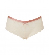 Sexy and sweet Cloud Swing vintage cream lace brief - Elegant, supermodel-approved lace brief made of Polyamide and Elastane - Comfortable and sultry -Retro-inspired with bow detail - Perfect under every outfit