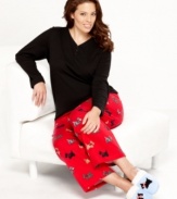 Just a few of your favorite things. These super-cute Charter Club plus size pajamas feature a soft cotton top and comfy flannel pants in your favorite prints.