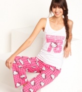 No matter how you mix it up, this 3-piece pajama set by Hello Kitty will have you sleeping soundly.