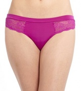 THE LOOKElastic banded waistSleek middle panelOpen weave lace detailsLow-rise thong silhouetteMesh backTHE MATERIAL84% polyester/16% spandexPartially linedCARE & ORIGINMachine washImported