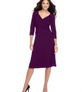 Look your best in this sexy petite B-Slim dress by Elementz. It's got a flattering shape with a built-in slimming lining for a smooth silhouette.