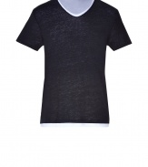 Stylish t-shirt in fine, linen and cotton blend - On-trend layered look in classically cool shades of black and white - Ultra-soft, summer weight material - V-neck and short sleeves - Slim, straight cut - A modern twist on a venerable wardrobe basic - Wear solo or beneath a blazer or cardigan and pair with jeans, khakis and shorts