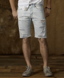 Twice as cool as its full-length counterpart, a slim-fitting denim cut-off short becomes an edgy essential for pairing with preppier pieces, thanks to its heavy fading, distressing and ultra-ripped detailing.