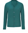 With a rich emerald hue and immaculate finishing, Jil Sanders wool cardigan is a classic and luxurious choice - High V-neckline, long sleeves, button-down front - Slim fit - Wear with a button-down, tailored trousers and lace-ups