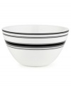 Bold black and white stripes create a crisp, graphic pattern that lends your tabletop a touch of modern sophistication.