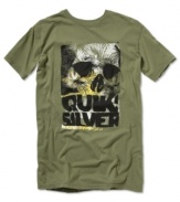 'Tudes are contagious. Spread some happy holiday cheer in this t-shirt by Quiksilver.