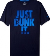 Take your casual style to new heights with this graphic t-shirt from Nike.