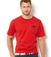 Go classic casual with this graphic Nautica t-shirt for a look that will last through the seasons.