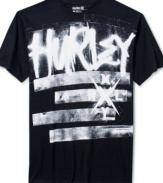 From zero to casual style hero. This graphic t-shirt from Hurley saves the day.