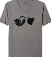 Get shady. This graphic t-shirt from Kenneth Cole Reaction with keep your casual look cool.