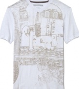 Your casual style becomes an art form in this graphic t-shirt from Sean John.