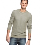 Be part of the casual crew. This long-sleeved shirt from Kenneth Cole New York is ideal for your leisure look.