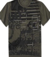 Get a modern take on classic Americana style with this graphic t-shirt from Kenneth Cole Reaction.