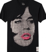 Just in the Mick of time. This t-shirt will save your casual look with its iconic Jagger graphic.