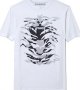 Heed the call of the wild. This graphic t-shirt from Sean John is fit for the king.