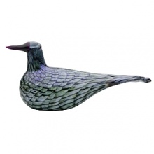 Rusee Grebe by Oiva Toikka for Iittala. The Rusee Grebe resembles a real-life bird and has a whimsical nature. The split tail is unique and further enhances its handmade beauty.