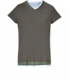 Stylish t-shirt in fine, pure tri-color cotton - On-trend layered look in classically cool shades of green and white - Ultra-soft, summer weight material - V-neck and short sleeves - Slim, straight cut - A modern twist on a venerable wardrobe basic - Wear solo or beneath a blazer or cardigan and pair with jeans, khakis and shorts