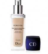 Inspired by nano-technologies, Diorskin Forever takes foundation to the extreme with an innovative, no-transfer, waterproof formula that lasts even in extreme conditions. The patented Nano-Stretch Network creates a micro-aerated, invisible mesh for perfect color and finish, while Hydra-Gel System regulates moisture for optimal comfort. Keeps skin flawless and radiant hour after hour. 1 oz. 