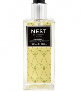 Nest Fragrances' liquid hand soap contains natural plant extracts and antioxidants to help clean and nourish the skin while leaving behind a light, uplifting fragrance. 10 oz. 