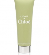 L'Eau de Chloé hand cream is new and exclusive to the Chloé beauty house. The fresh hand cream opens with grapefruit, cedrat and sweet peach blending easily with an original natural rose water, ending with warm notes of cedarwood, patchouli essence and amber for an easy to wear scent. 2.5 oz.