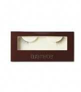 Creates the illusion of cat-eye, fluttery effect. The delicate band of lashes can be positioned at the outer corner of each eye. Corner Faux Eyelashes are suitable for close-set eye shapes. These easy-to-use lashes will emphasize the outer corner of the eye and create the illusion of balance. 