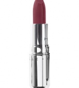 Boysenberry Lip Modern is a sheer matte medium berry shade that feels pleasantly soft: somewhere between shiny and matte. Its look is reminiscent of when the mouth has been lightly blotted with a tissue. A seal of marine collagen protects lips and plumps them up to their fullest. This fragrance-free formula offers natural UVA/UVB protection. 