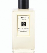 Inspired by a stay at a hotel in Bel-Air, this pure scent has a heart of orange blossom that blend with clementine leaves and water lily. Imparts a moisturizing lather that awakens the senses. 8.5 oz. 