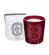 Diptyque teamed up with Virebent, a well-known porcelain manufacturer established in 1924, to make its indoor and outdoor scented candle. Made exclusively by hand, this 5-wick Tubereuse scented candle (51.2 oz.) recalls the dusk and the heady fragrance of this intoxicating, beguiling flower deploying its captivating sensuality. Made in France. 