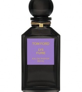 Lush. Intoxicating. Luxurious. Lys Fume captures the decadence of tropical intoxication, as liquor-soaked dreams float in a garden of pure, white lilies. 8.4 oz. 