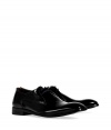 With their sleek jet black patent leather and modern streamlined silhouette, these derbys from Paul Smith are a chic choice for finishing tailored evening looks - Slightly squared-off toe, rounded canvas laces, stacked leather heel - Pair with suits or blazers and slim tailored trousers