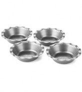 Pie per person! These pans are perfect for individual servings of your favorite sweet treats. A heavy-gauge steel construction features two interlocking layers of superior nonstick that makes food release a cinch. Lifetime warranty.