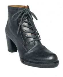 Leather ankle boots go hand-in-hand with fall, but Easy Spirit's Quadrat version gives them a trendy new look--thanks to a round pointed-toe silhouette, lace-up closure and zipper detail. A low rubber stacked heel and flexible sole add comfort and practicality.