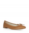 Dream of ballerina flats from the French brand Repetto feature textured leather in a versatile light brown hue - Simple, classic shape with a rounded cap, bow and edged seam - A must-have for every wardrobe, it fits perfectly with flared skirts, skinny jeans and Capri pants