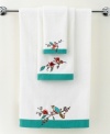 Featuring the blossoming branches and water-colored birds of the whimsical dinnerware pattern, the Chirp embroidered bath towel from Lenox Simply Fine brings the beauty of the outdoors right inside your bath. Featuring pure cotton embellished with embroidery detail and bold teal border.