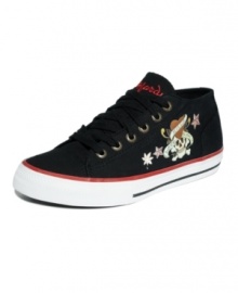 Toughen up your skater style with the Lenai sneakers by Ed Hardy. The classic shoe style is anything but traditional with bold, tattoo-inspired graphics.