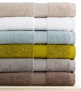 Crafted with pure organic cotton, these Bianca bath towels exude natural softness and simplicity. Comes in six colors to easily match any bathroom style.