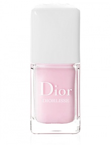 A nail care product as well as a fast-acting polish, Diorlisse is formulated to create a smooth, even surface on the nail and erase imperfections. Leaves nails flawless and strengthened. 0.3 oz. 