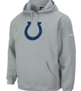 Take a page from your favorite team's playbook and toss on this Indianapolis Colts fleece sweatshirt when you're heading to the game.