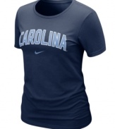 Keep your team pride on display with this NCAA North Carolina Tar Heels t-shirt from Nike.