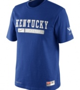 Be a part of the wave-help keep team spirit up with this Kentucky Wildcats NCAA basketball t-shirt from Nike.