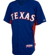 Everything's bigger in Texas. Show that you're team pride proves it with this Texas Rangers MLB jersey from Majestic.